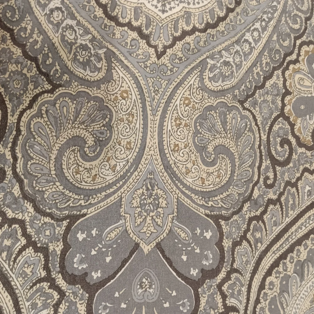 Pottery Barn Gray Paisley Medallion Standard Pillowcase Shams *Pair*